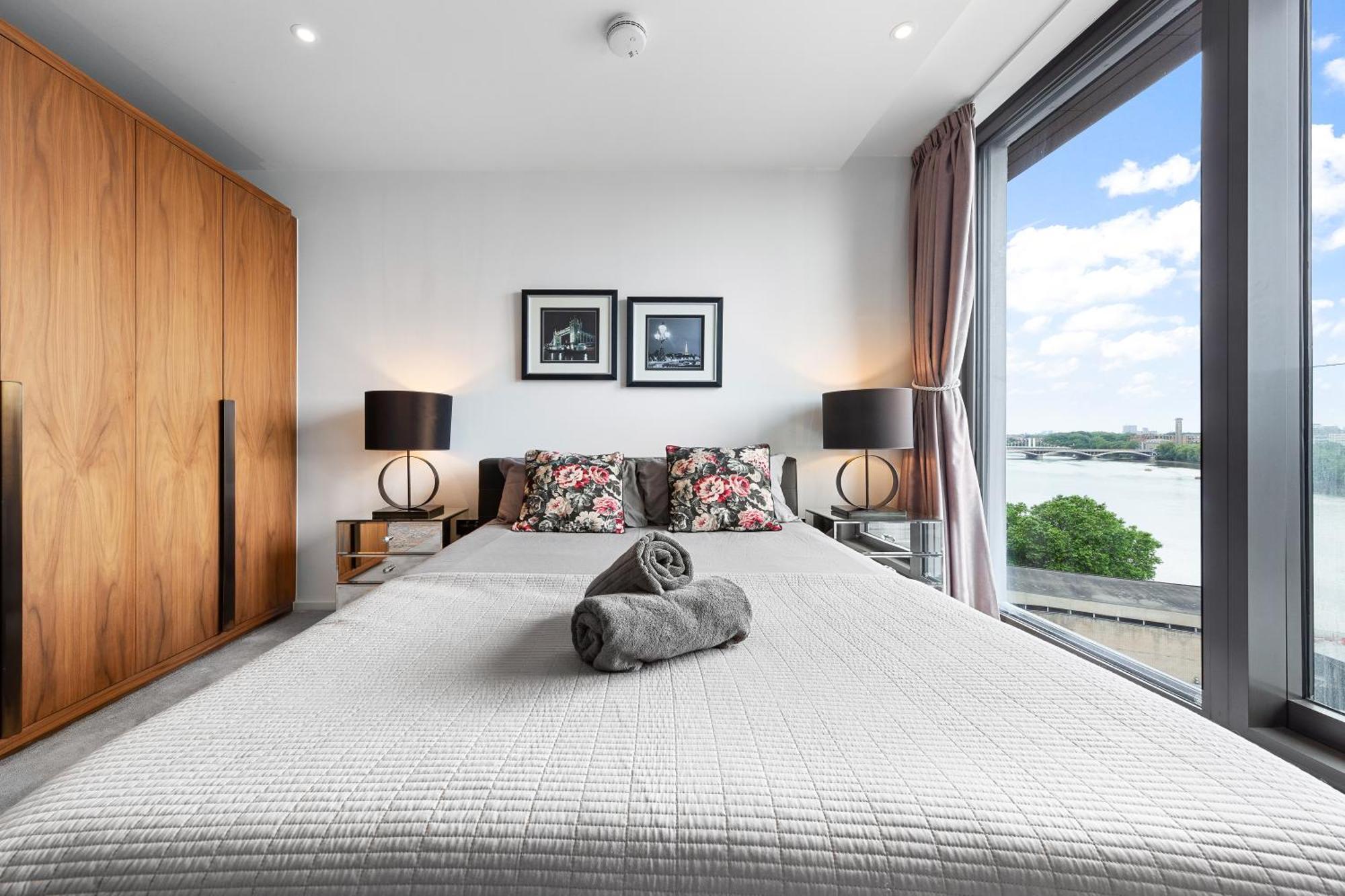 River Panorama Central London 2 Bedroom New Development エクステリア 写真