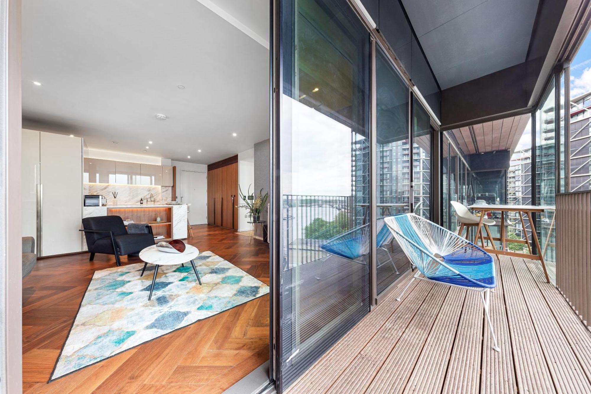 River Panorama Central London 2 Bedroom New Development エクステリア 写真
