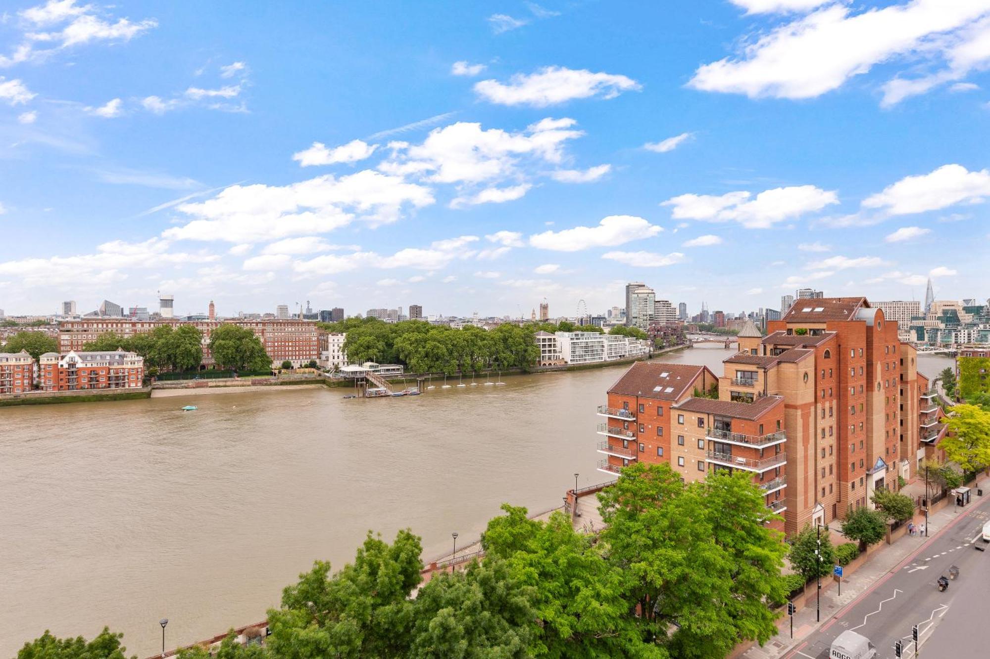 River Panorama Central London 2 Bedroom New Development エクステリア 写真